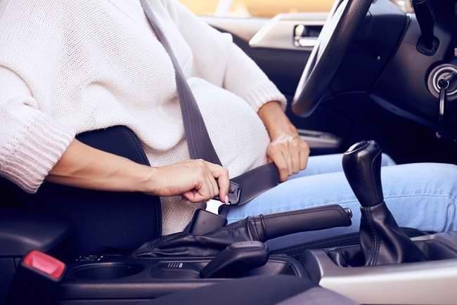 Amankah Menggunakan Sabuk Pengaman untuk Ibu Hamil? - Alodokter