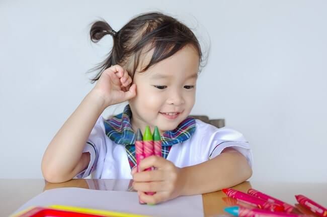 Bunda, Ini Panduan Memilih Mainan yang Aman untuk Anak - Alodokter