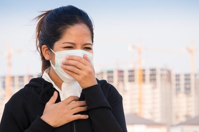 Konsumsi Obat Nyeri Dada karena Batuk sesuai Penyebabnya - Alodokter