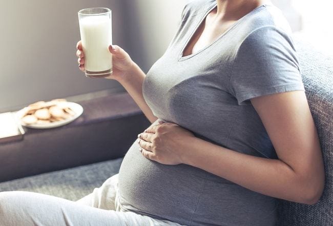 Rajin Minum Susu Hamil Bikin Badan Bayi Tinggi, Benarkah? Ini Jawabannya - Alodokter