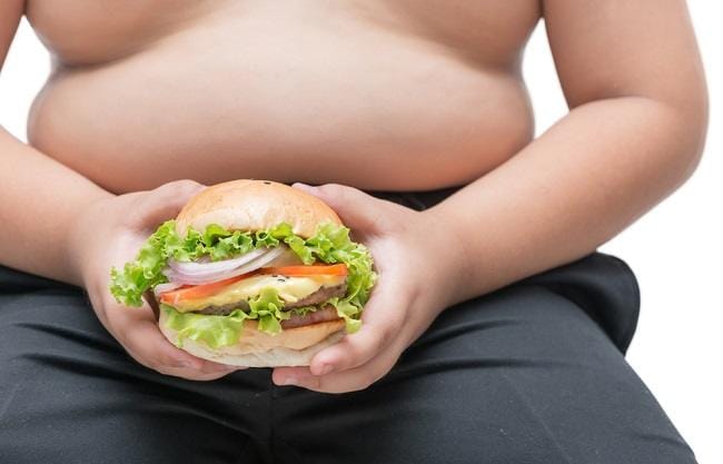 Bahaya Kesehatan yang Mengintai Anak Obesitas - Alodokter