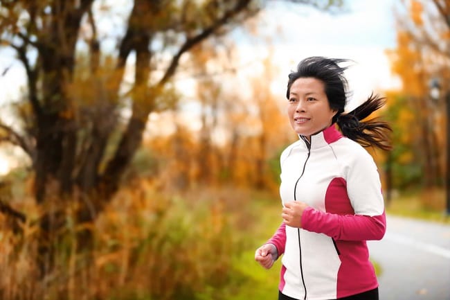Peran Kalsium, Vitamin C, dan Vitamin D untuk Cegah Osteoporosis dan Memperkuat Sistem Imun - Alodokter