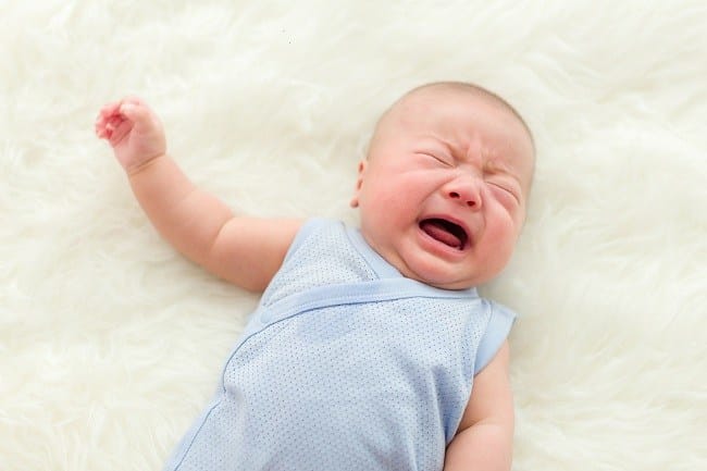 Cara Mengatasi Perut Kembung Pada Bayi - Alodokter