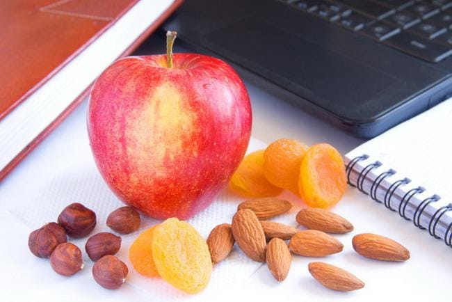 10 Makanan Ringan yang Tidak Bikin Gemuk - Alodokter