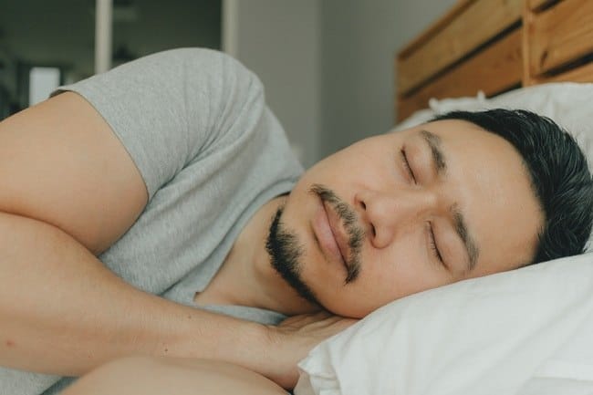 Penting bagi Kesehatan, Ini Cara Menjaga Kualitas Tidur di Masa Pandemi - Alodokter