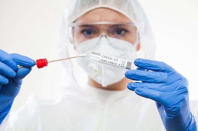 Reinfeksi COVID-19 Setelah Vaksinasi - Alodokter