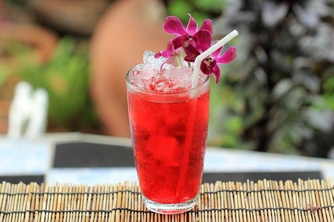 5 Manfaat Rosella untuk Kesehatan dan Cara Mengolahnya - Alodokter