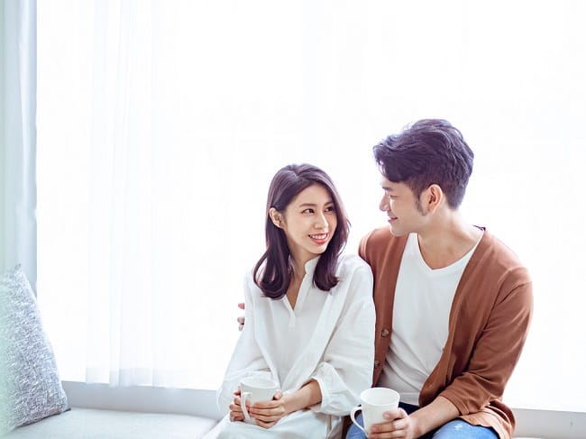 Deep Talk: Arti, Manfaat, dan Cara Melakukannya - Alodokter