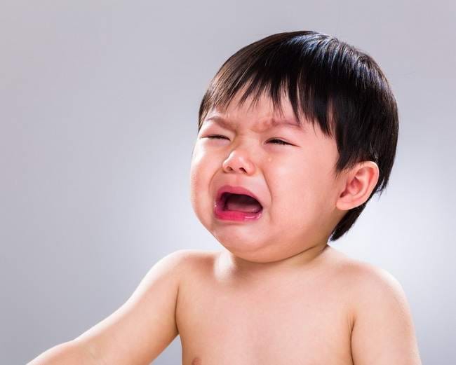 4 Penyebab Mata Merah pada Bayi dan Cara Menanganinya - Alodokter