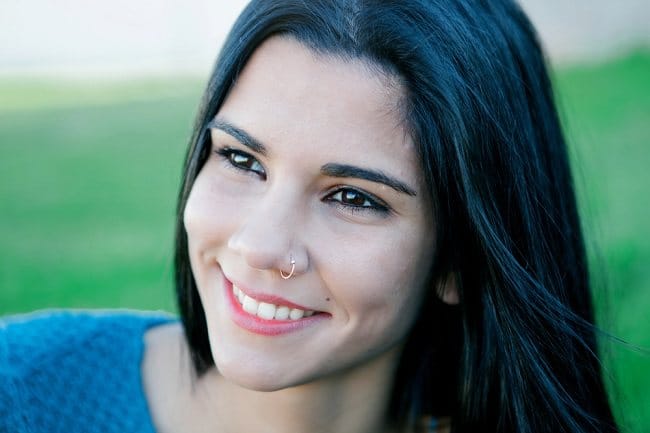 Sebelum Tindik Hidung, Ketahui Fakta Penting Berikut Ini - Alodokter