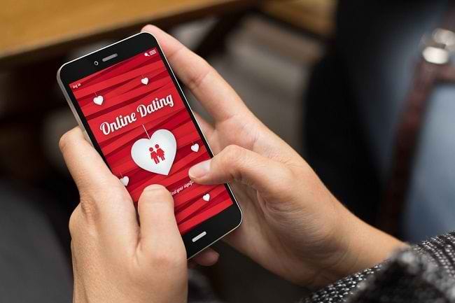 Kenali Ciri-Ciri Catfishing Saat Online Dating dan Cara Menghadapinya - Alodokter