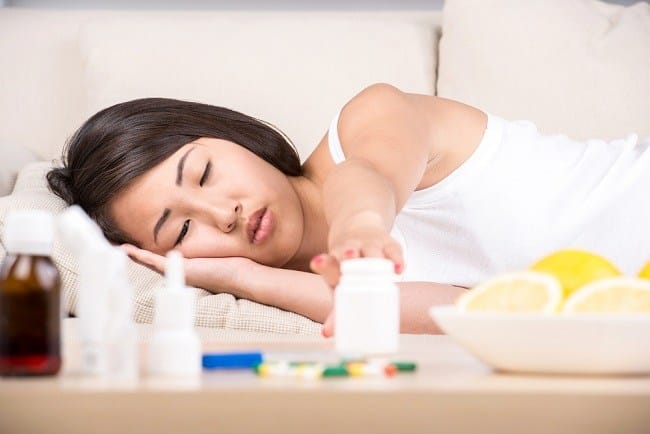 Seperti Ini Cara Minum Obat yang Benar - Alodokter