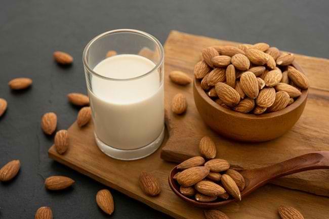 8 Manfaat Susu Almond dan Cara Mudah Membuatnya - Alodokter