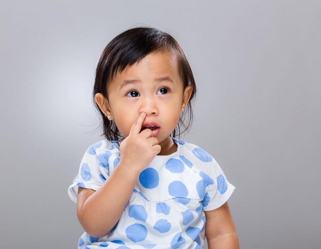 Jangan Panik, Lakukan ini Saat Anak Kemasukan Benda Asing di Hidung - Alodokter