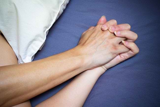 Ciri-Ciri Perilaku Maniak Seks dan Cara Penanganannya - Alodokter