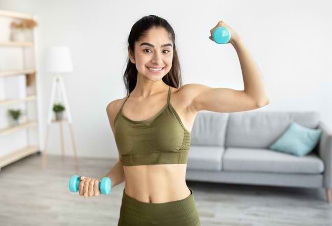 Membentuk Otot Biseps dan Triseps dengan Rangkaian Latihan Ini - Alodokter