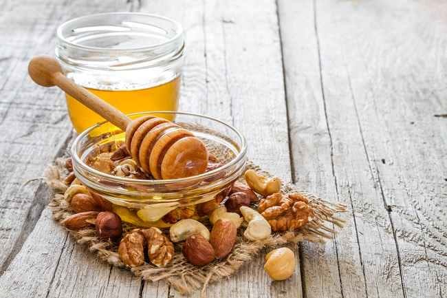 Hindari 8 Jenis Makanan dan Minuman Ini untuk Bayi di Bawah 1 Tahun - Alodokter