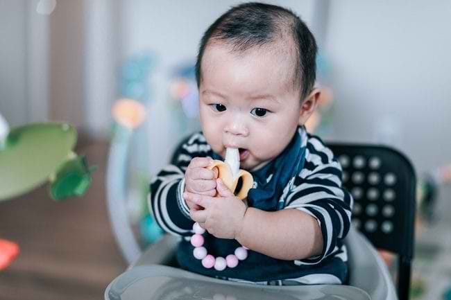 Amankah Memberikan Kalung Teether kepada Bayi? - Alodokter
