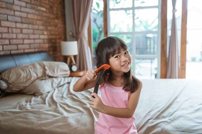 Beragam Makanan yang Bisa Bikin Rambut Anak Sehat - Alodokter