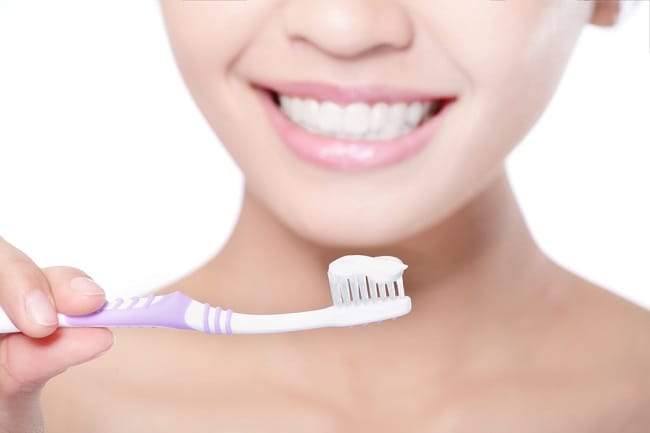 Cermat Memilih Pasta Gigi Untuk Gigi Sensitif - Alodokter