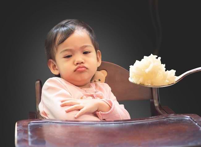 Anak Tidak Mau Makan Nasi, Amankah? - Alodokter