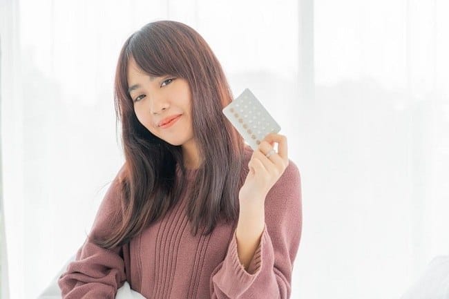 Panduan Memilih Kontrasepsi yang Tidak Menimbulkan Jerawat - Alodokter