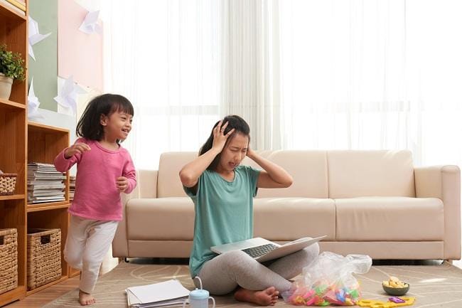 Mari Kenali Tanda Stres pada Orang Tua atau Parental Burnout - Alodokter