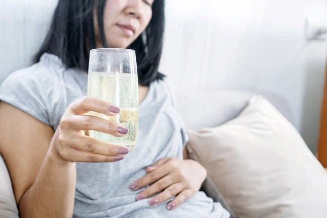 5 Minuman untuk Diare agar Terhindar dari Dehidrasi - Alodokter