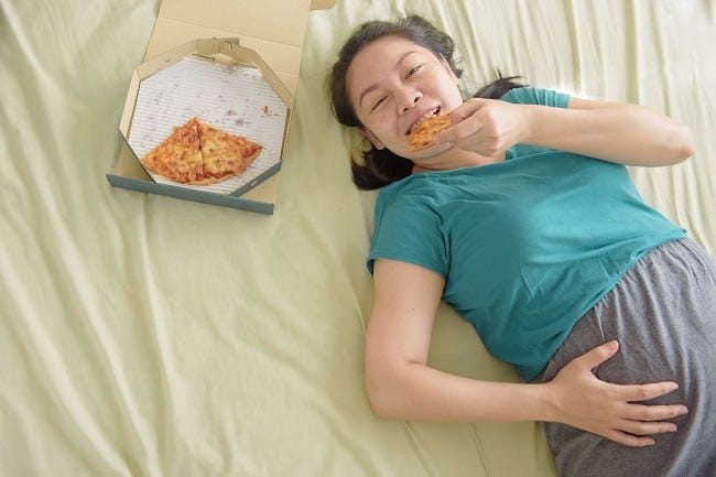 Menjalani Pola Hidup Tidak Sehat Saat Hamil? Hati-Hati Dampaknya, Lho! - Alodokter