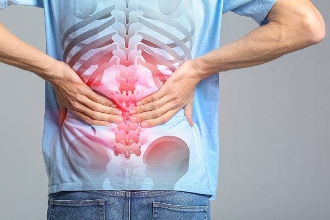 Mengenal Spinal Cord Stimulation untuk Atasi Nyeri Punggung Kronis - Alodokter