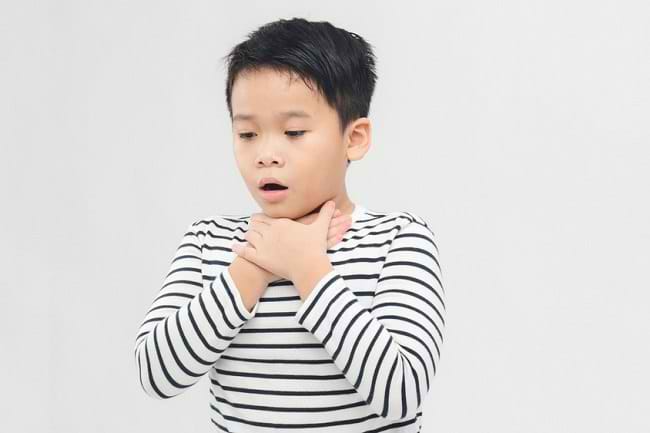 Ini yang Harus Dilakukan jika Anak Menelan Benda Asing - Alodokter