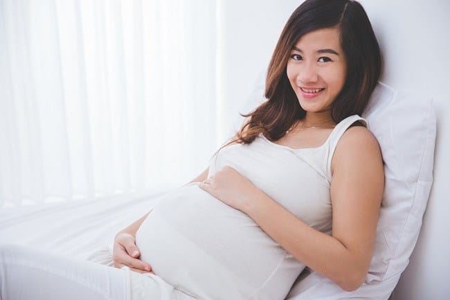 5 Posisi yang Bisa Kamu Coba Saat Proses Persalinan - Alodokter