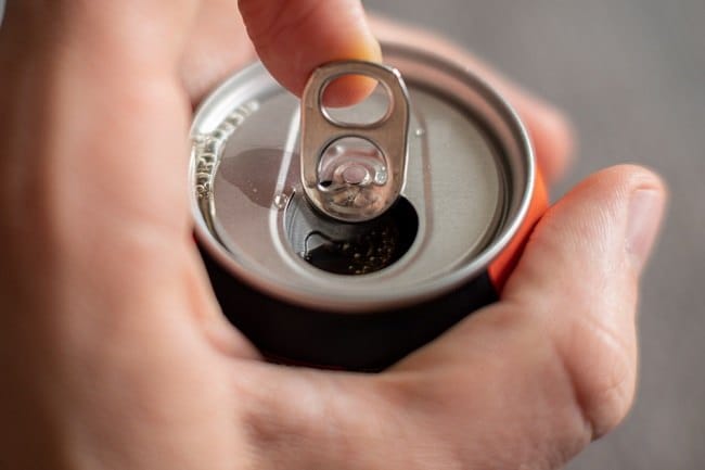 Minuman Berenergi Dampaknya Buruk bagi Ginjal, Mitos atau Fakta? - Alodokter