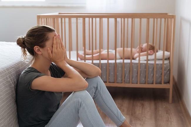 Bisakah Depresi Pascapersalinan Baru Muncul setelah Bayi Besar? - Alodokter