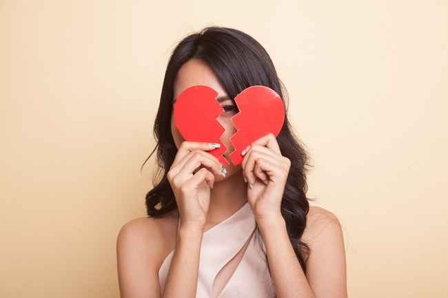 Philophobia, Rasa Takut untuk Jatuh Cinta dan Menjalin Asmara - Alodokter