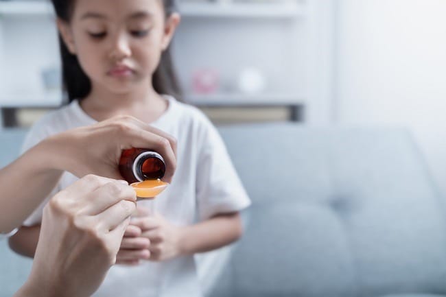 Obat Demam untuk Anak, Inilah Pilihan dan Waktu Terbaik Memberikannya - Alodokter