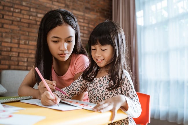 5 Fakta Anak Pertama yang Belum Banyak Diketahui - Alodokter