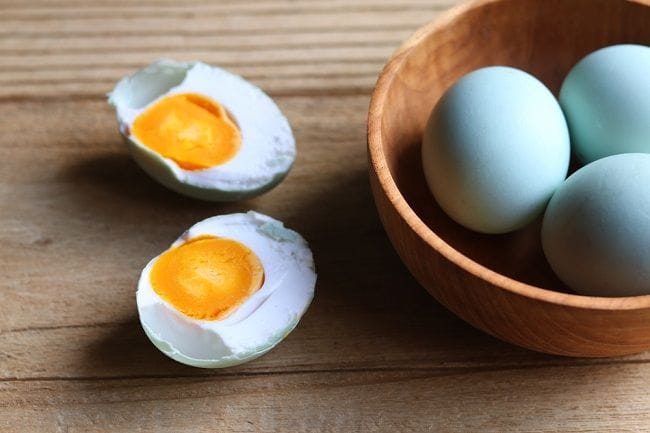 9 Manfaat Telur Asin yang Jarang Diketahui - Alodokter