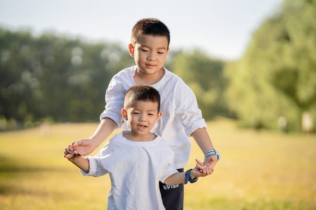 8 Fakta Anak Kedua yang Perlu Diketahui Orang Tua - Alodokter