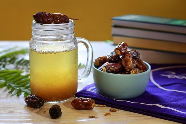 Manfaat Sari Kurma untuk Asam Lambung dan Cara Mudah Membuatnya - Alodokter