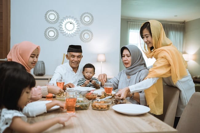 Cara Berbuka Puasa yang Benar dan Sehat - Alodokter