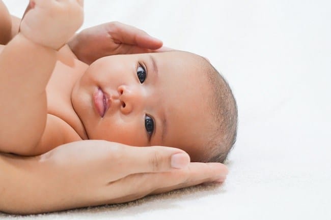 Crouzon Syndrome, Kelainan pada Bentuk Tengkorak Bayi - Alodokter