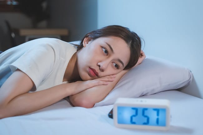 Susah Tidur Malam? Inilah Penyebab dan Cara Mengatasinya - Alodokter
