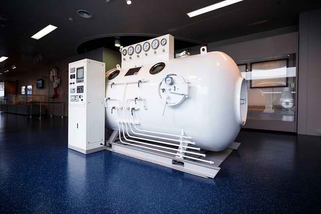 Terapi Hiperbarik, Ketahui Manfaat dan Efek Sampingnya - Alodokter