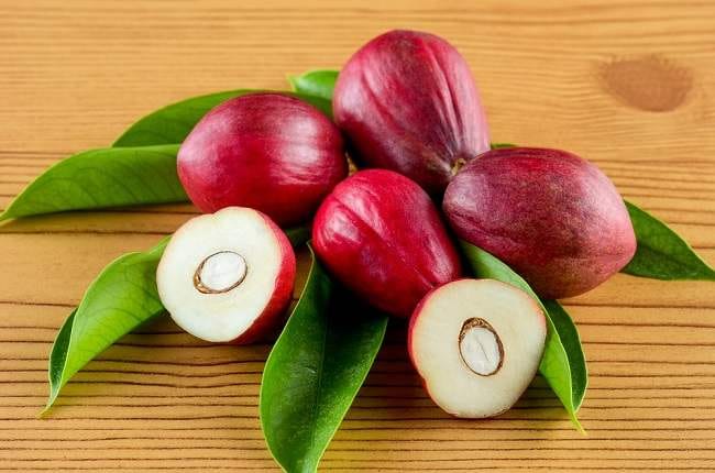 Mahkota Dewa, Ketahui 5 Manfaatnya untuk Kesehatan - Alodokter