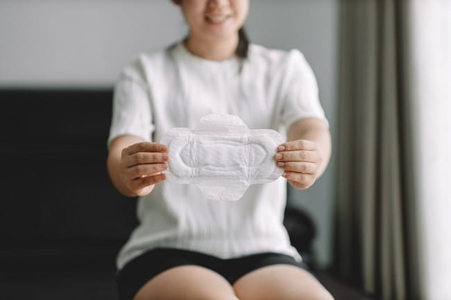 Kenali Bahan-Bahan pada Pembalut Berbahaya - Alodokter