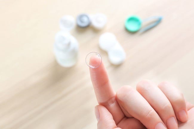 Softlens yang Bagus, Begini Cara Memilihnya - Alodokter