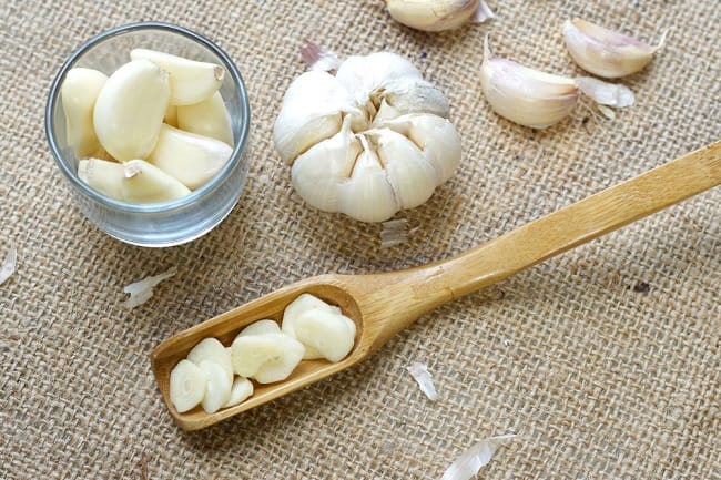 6 Khasiat Olesan Bawang Putih bagi Kesehatan - Alodokter