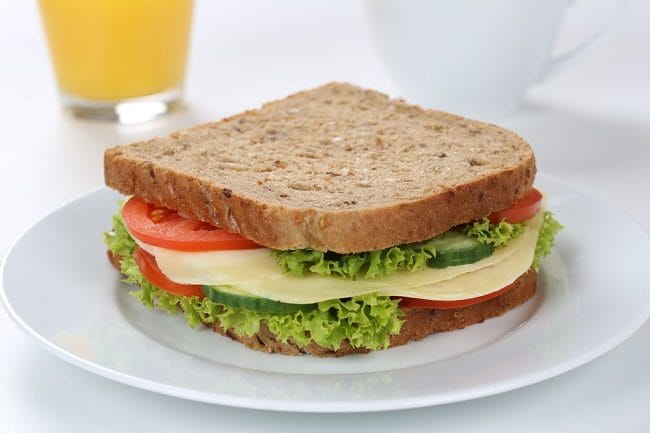 7 Pilihan Menu Sarapan Pagi yang Sehat, Lezat, dan Nikmat - Alodokter