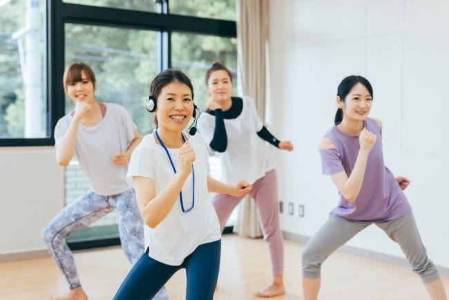 7 Manfaat Senam Irama untuk Kesehatan Tubuh - Alodokter